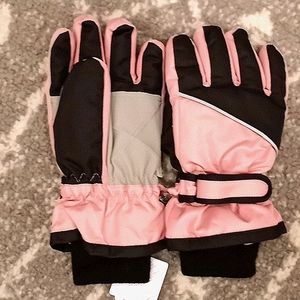 Girls NEW insulated gloves
